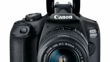 كاميرا Canon EOS 2000D
