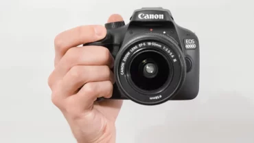 كاميرا  Canon EOS 4000D