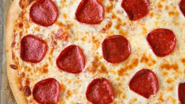بيتزا بيبروني / Pepperoni Pizza