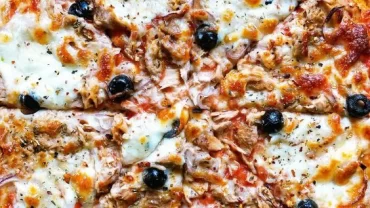 بيتزا تونة / Pizza Tuna