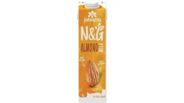 حليب اللوز / Almond milk
